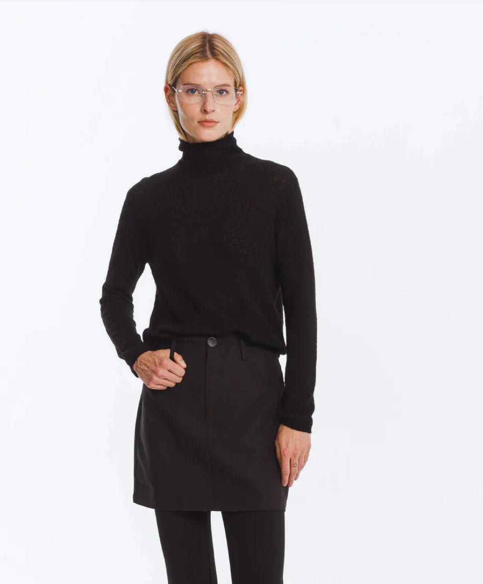 Thin Wool Black Tnk - harris boulevard