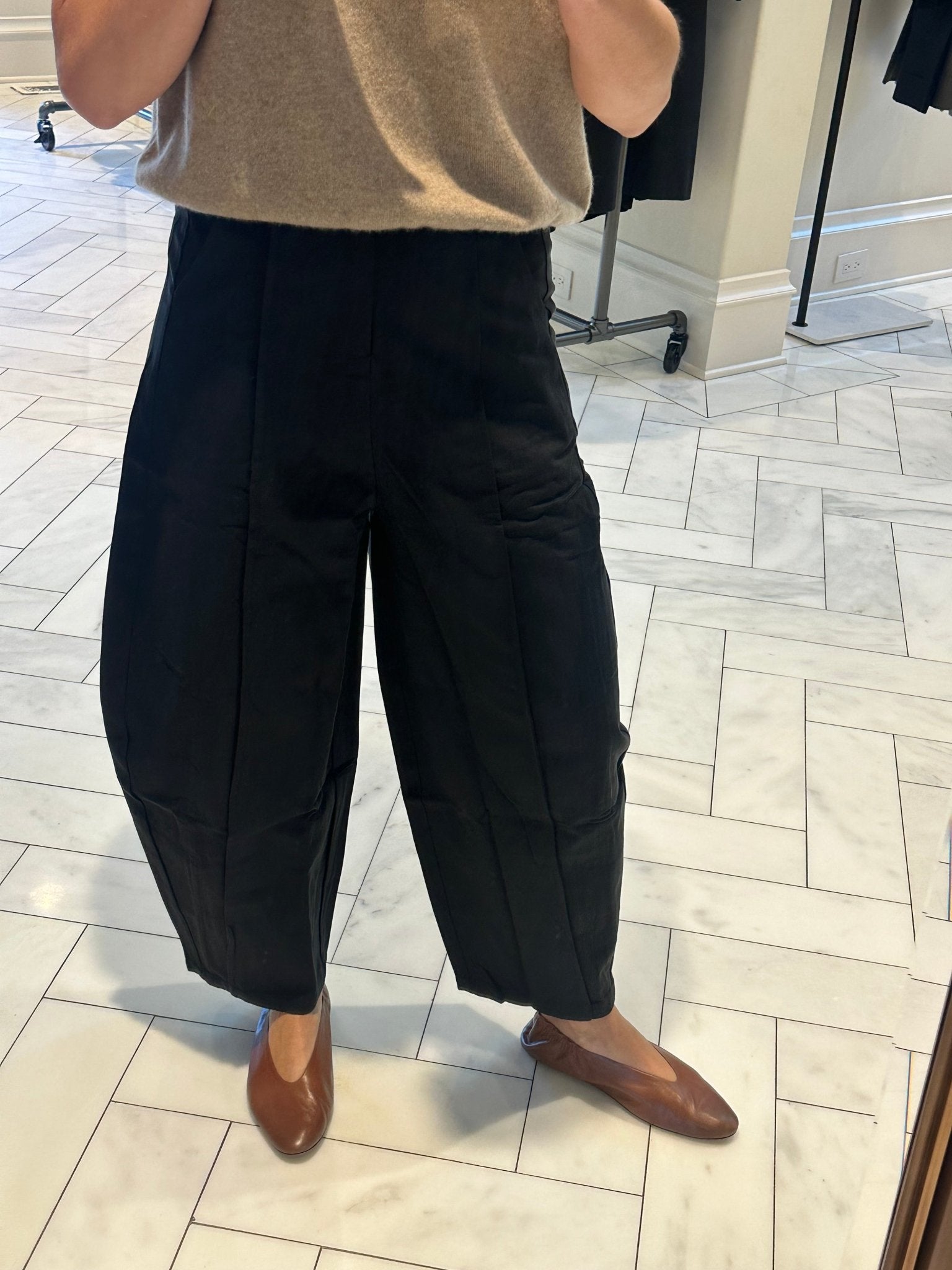 Chic Wide Leg Pant - harris boulevard