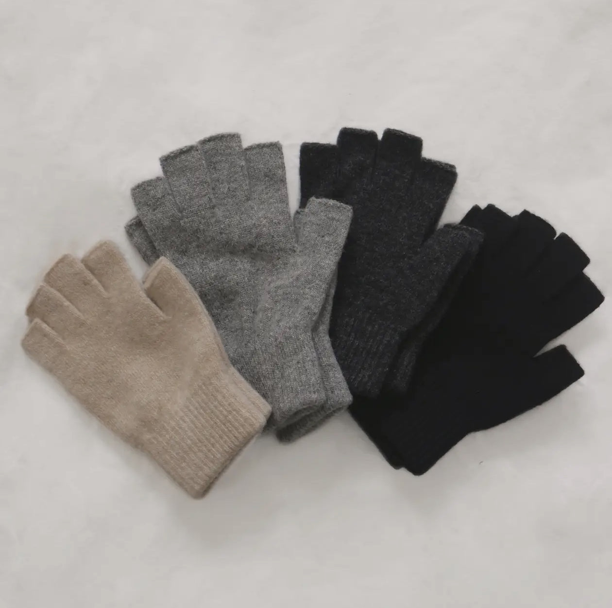 Fingerless Wool Gloves - harris boulevard