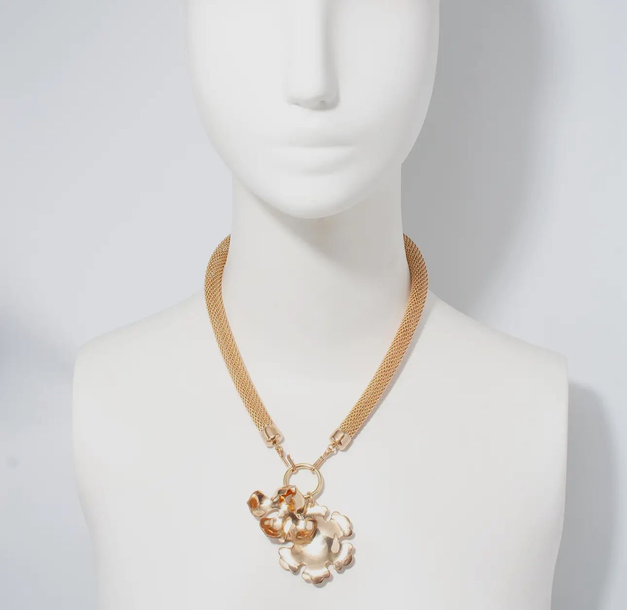 Floral Charmed Necklace - harris boulevard