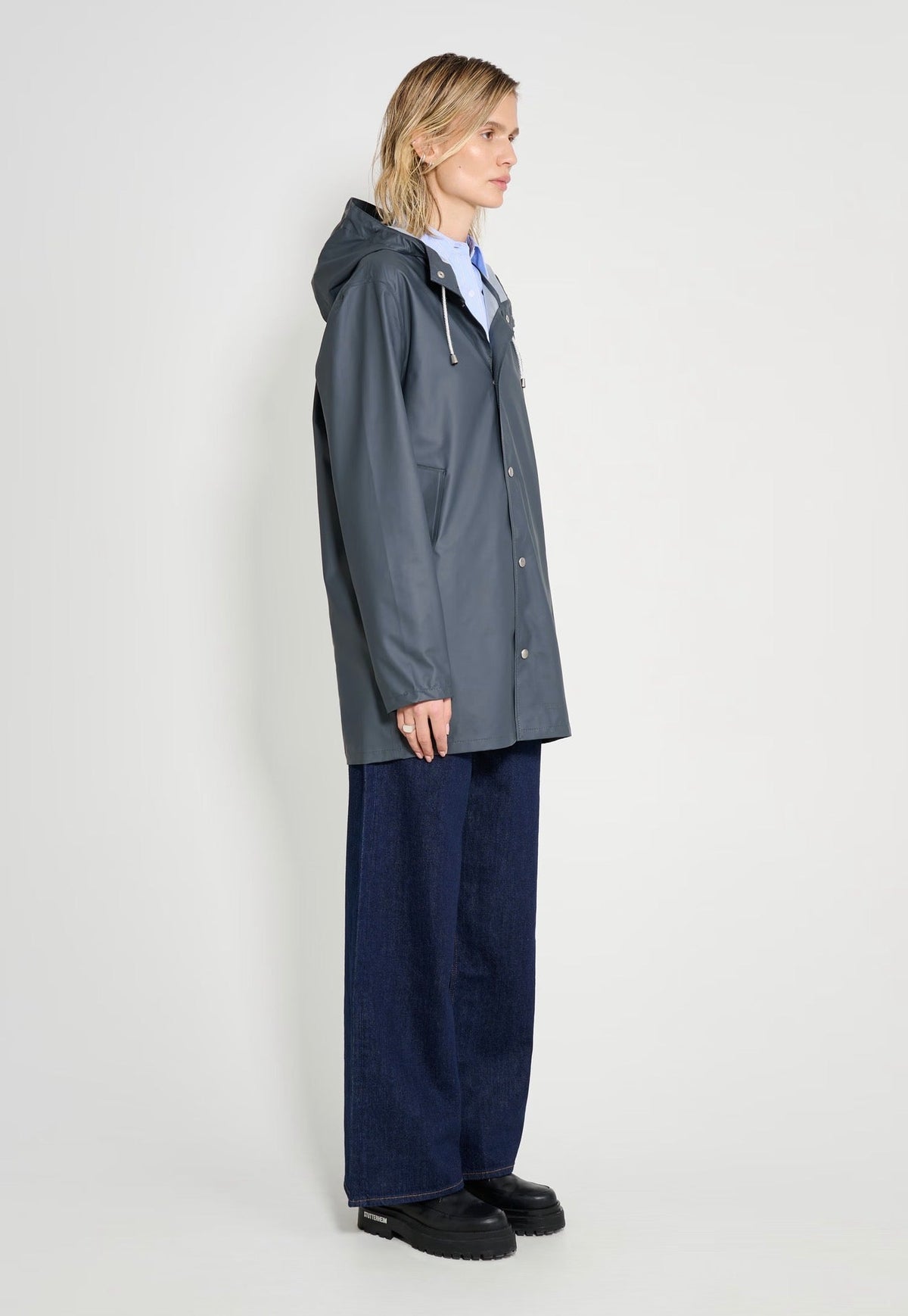 Stockholm Lightweight Raincoat - harris boulevard