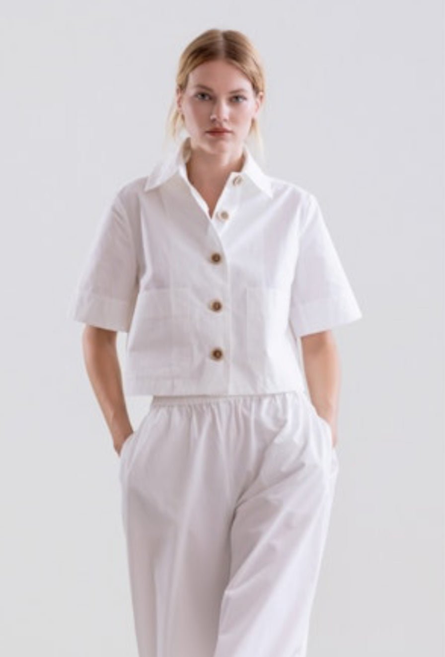 White Button Front Spring Top - harris boulevard
